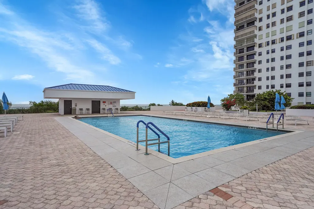 1201 S Ocean Drive Hollywood FL 33019