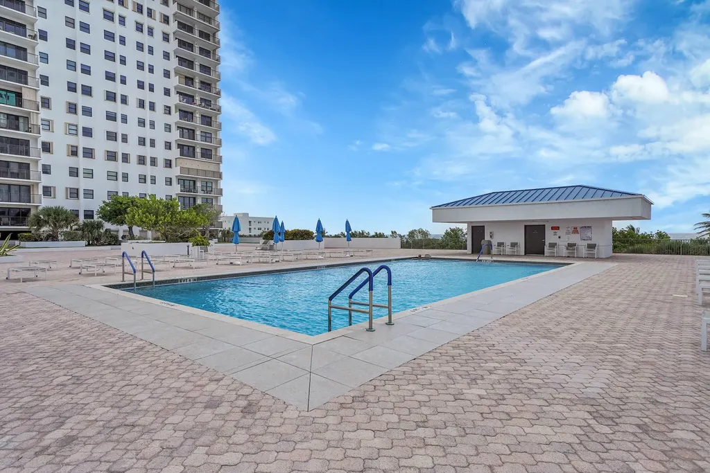 1201 S Ocean Drive Hollywood FL 33019