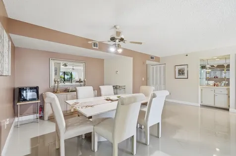 1201 S Ocean Drive Hollywood FL 33019
