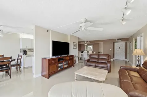1201 S Ocean Drive Hollywood FL 33019