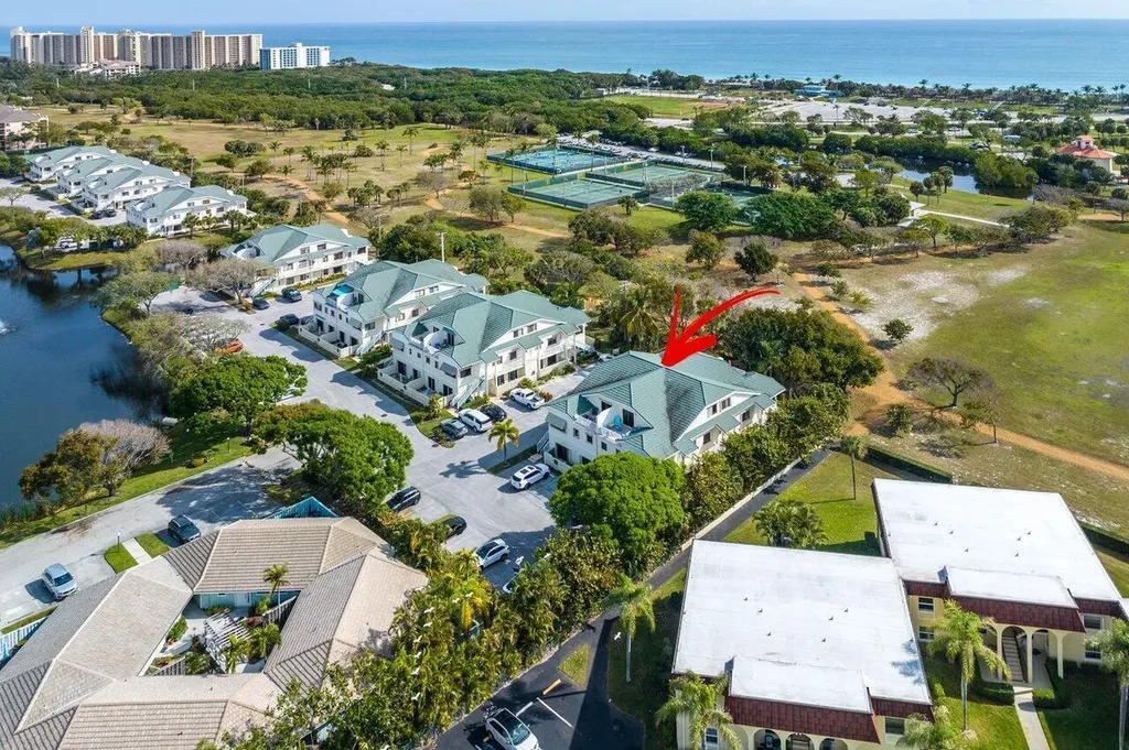 820 Bella Vista Court S Jupiter FL 33477