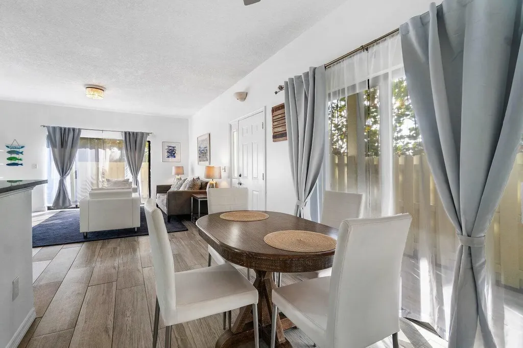 820 Bella Vista Court S Jupiter FL 33477
