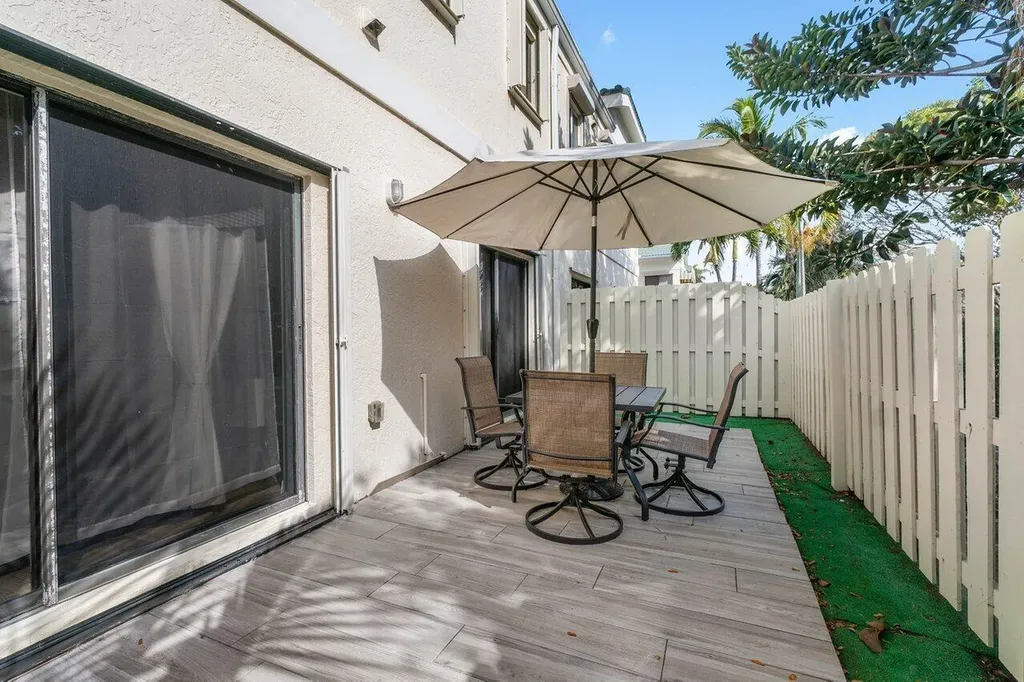 820 Bella Vista Court S Jupiter FL 33477