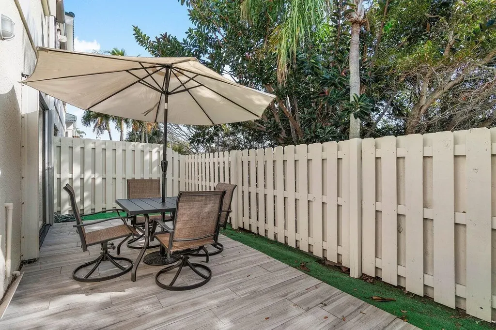 820 Bella Vista Court S Jupiter FL 33477