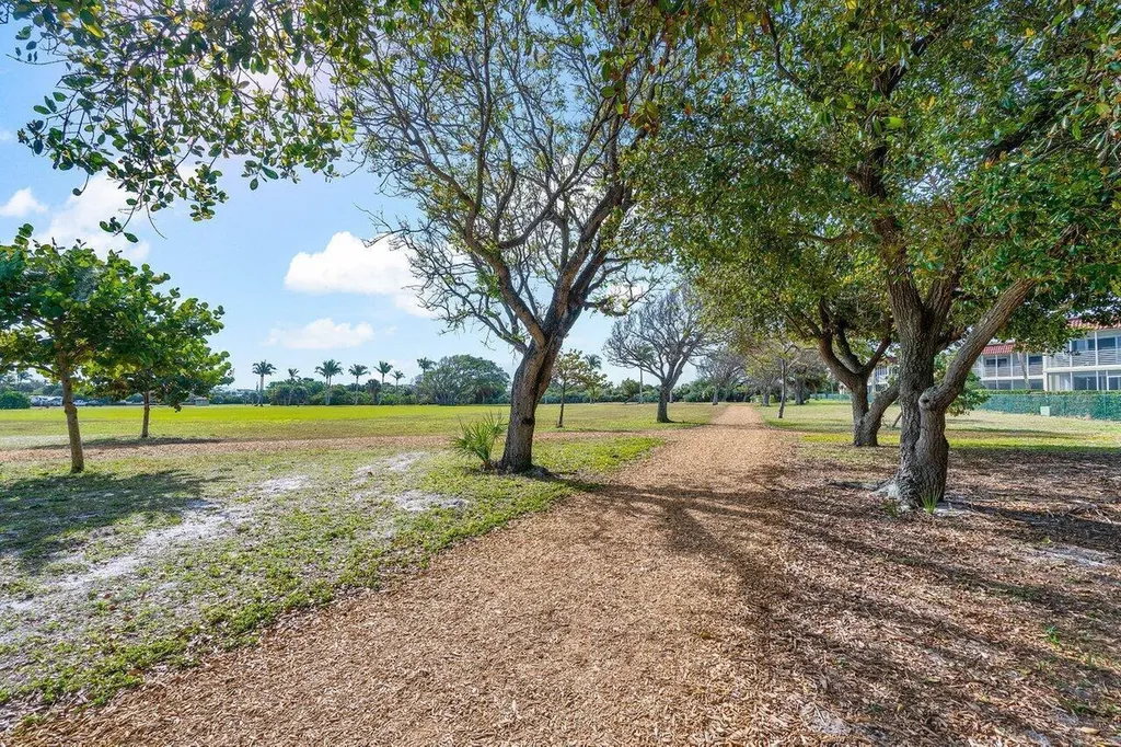 820 Bella Vista Court S Jupiter FL 33477