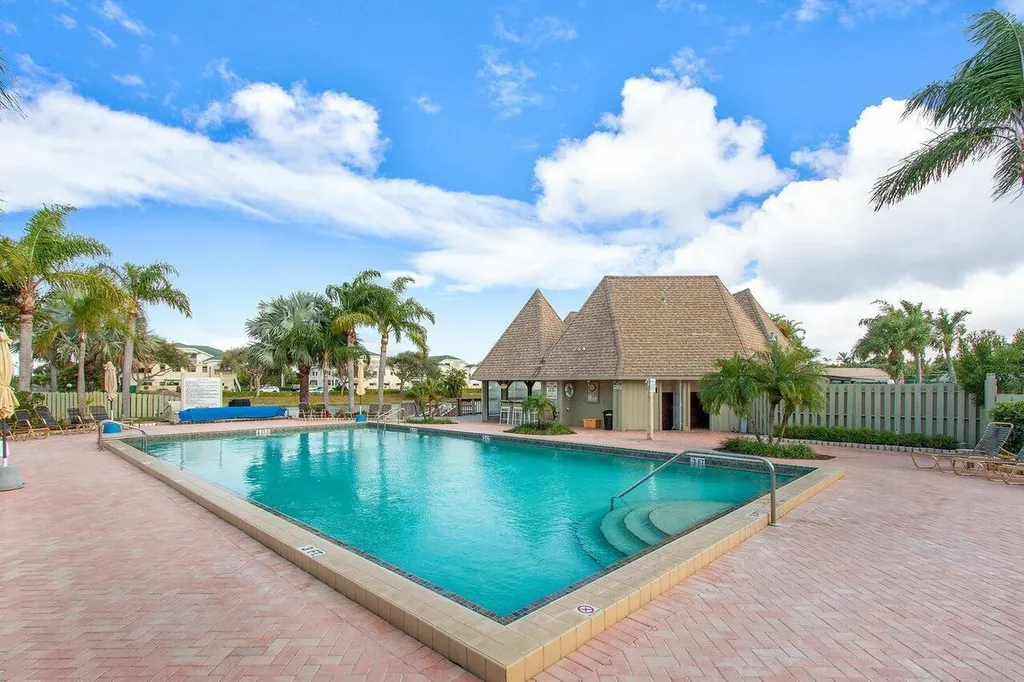 820 Bella Vista Court S Jupiter FL 33477