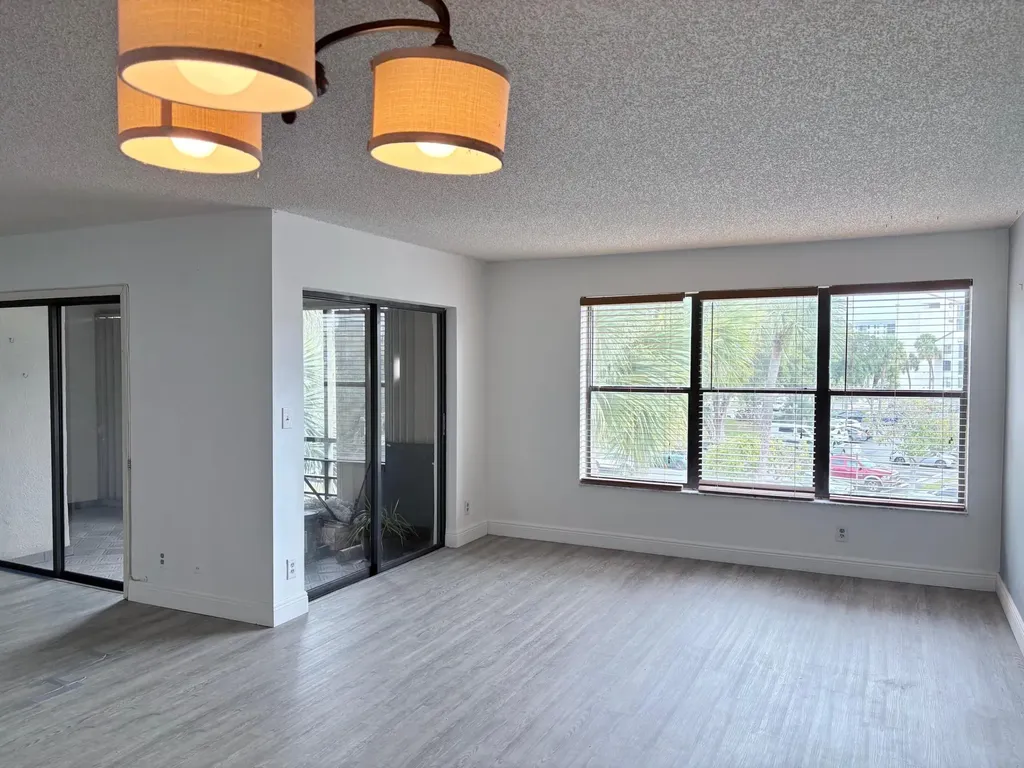 2316 S Cypress Bend Drive Pompano Beach FL 33069