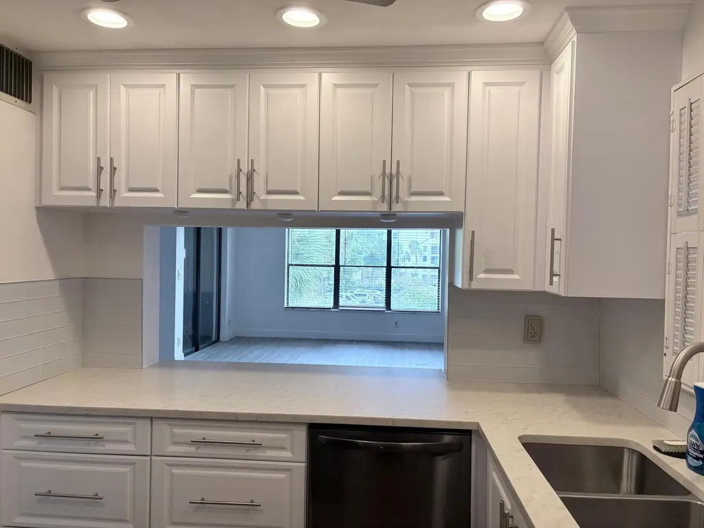 2316 S Cypress Bend Drive Pompano Beach FL 33069