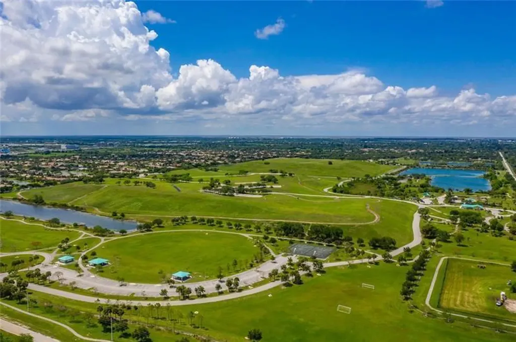 15900 Sedgewyck Circle S Davie FL 33331