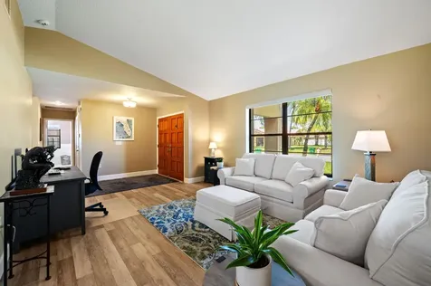 15900 Sedgewyck Circle S Davie FL 33331