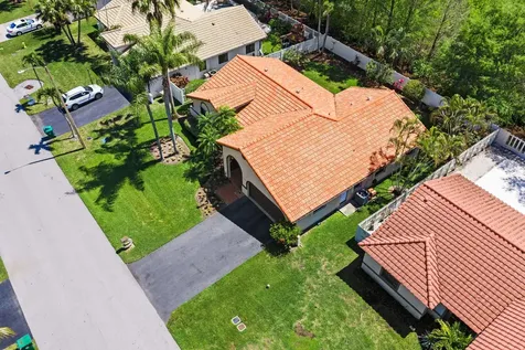 15900 Sedgewyck Circle S Davie FL 33331