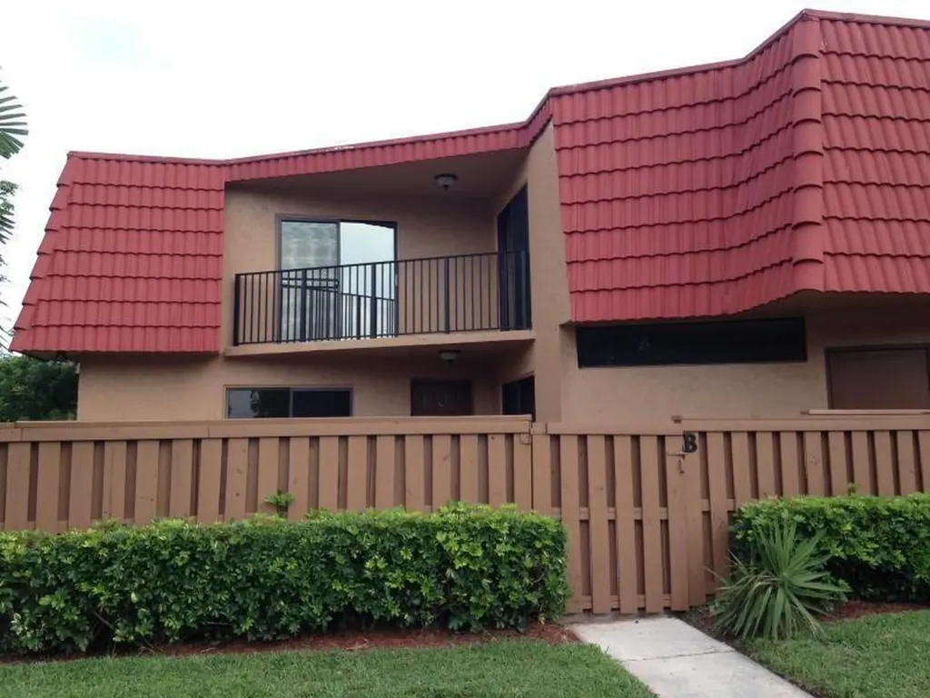8285 Severn Drive Boca Raton FL 33433