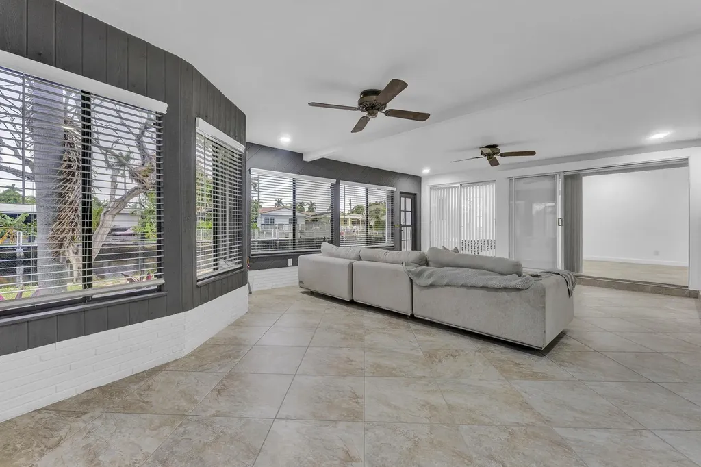 5921 NE 15th Avenue Fort Lauderdale FL 33334