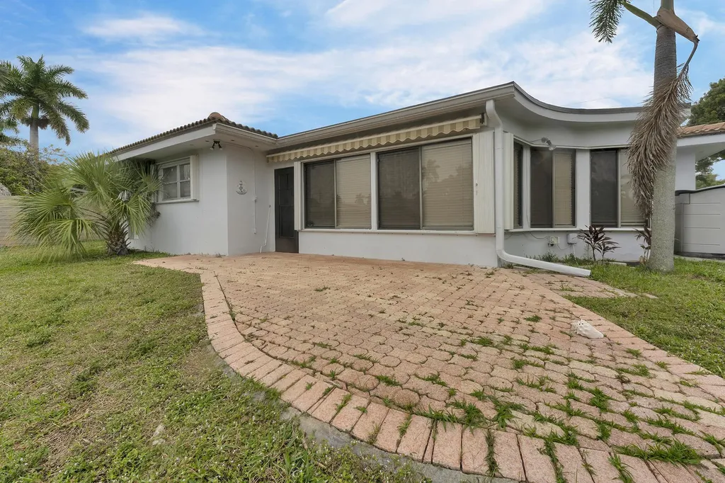 5921 NE 15th Avenue Fort Lauderdale FL 33334