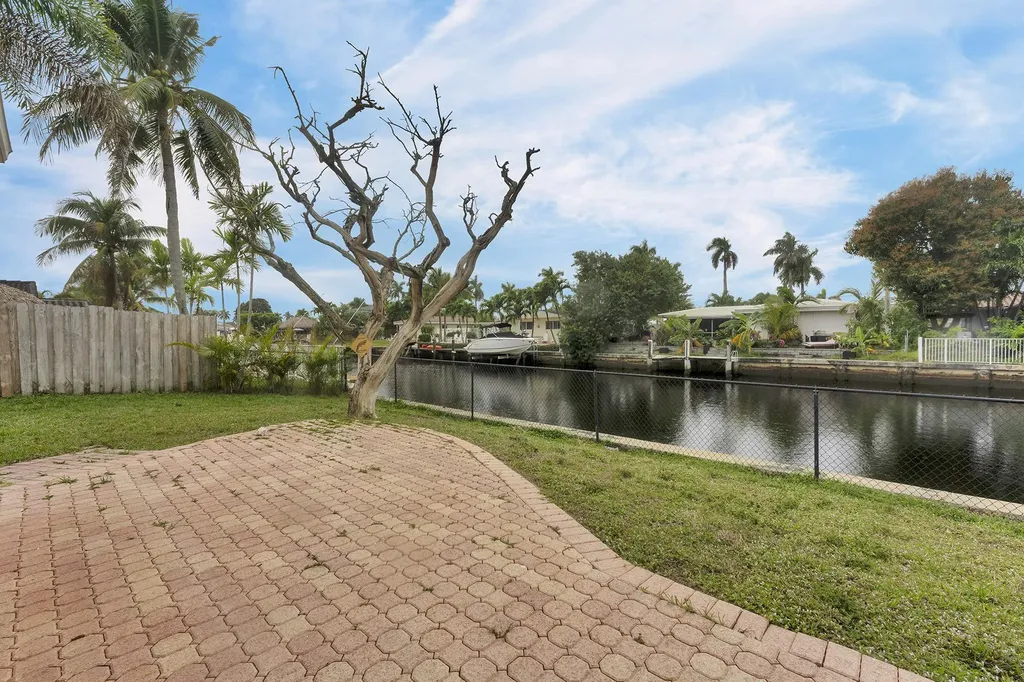 5921 NE 15th Avenue Fort Lauderdale FL 33334