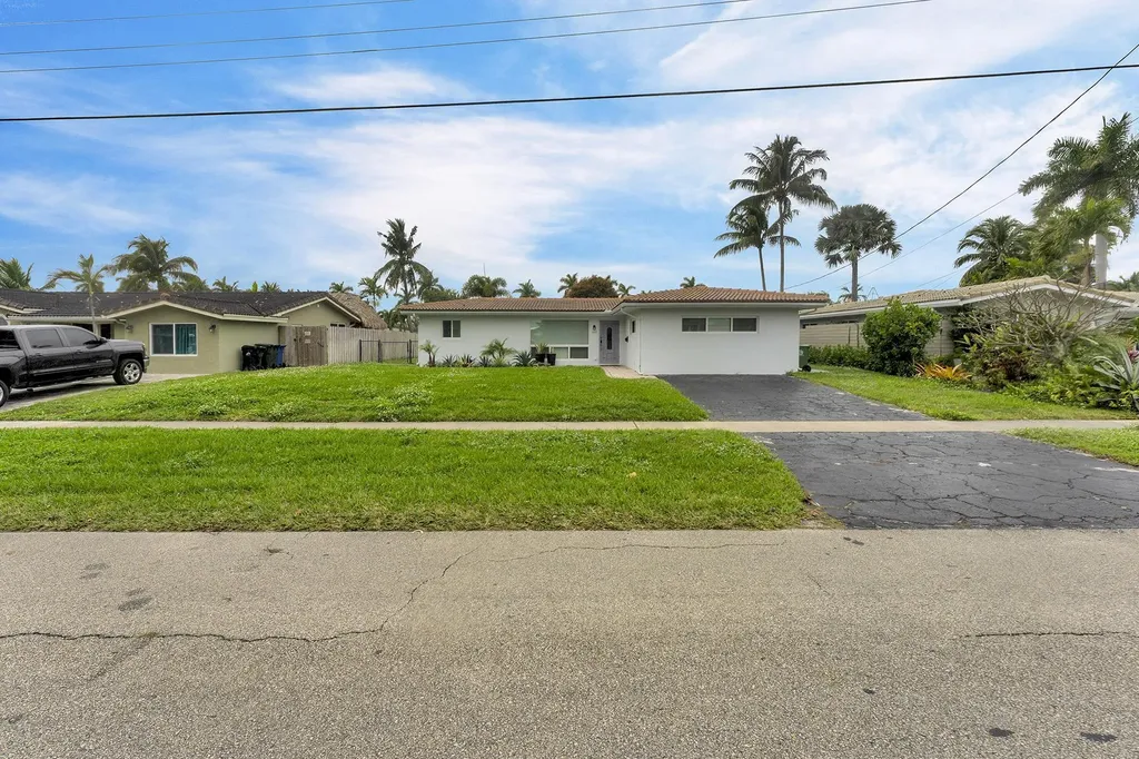 5921 NE 15th Avenue Fort Lauderdale FL 33334