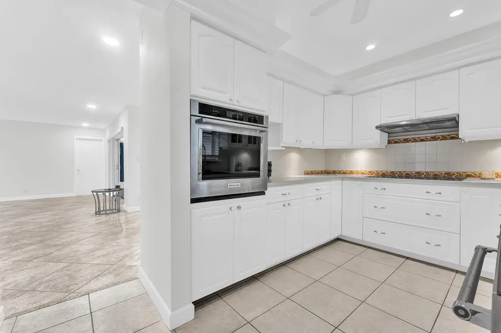 5921 NE 15th Avenue Fort Lauderdale FL 33334