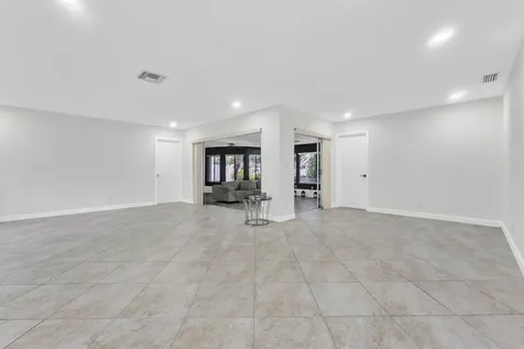 5921 NE 15th Avenue Fort Lauderdale FL 33334