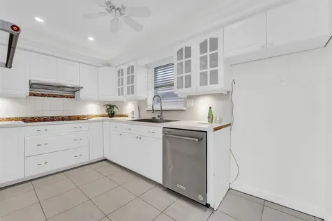 5921 NE 15th Avenue Fort Lauderdale FL 33334