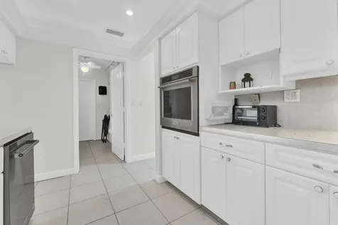 5921 NE 15th Avenue Fort Lauderdale FL 33334