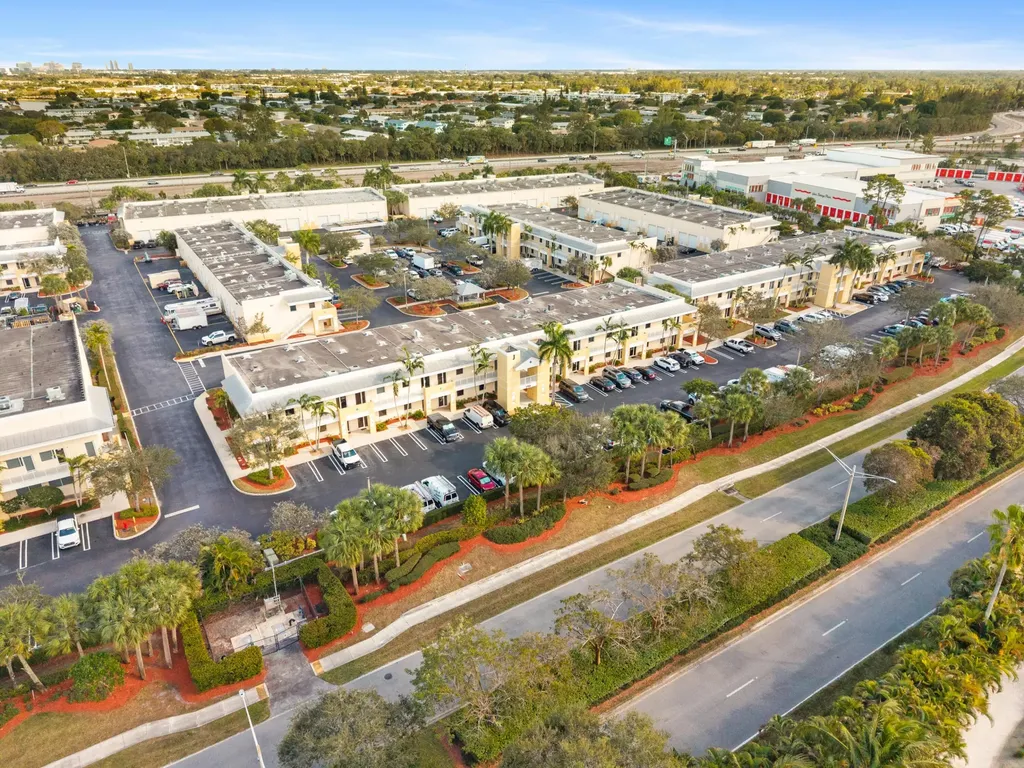 2755 Vista Parkway West Palm Beach FL 33411