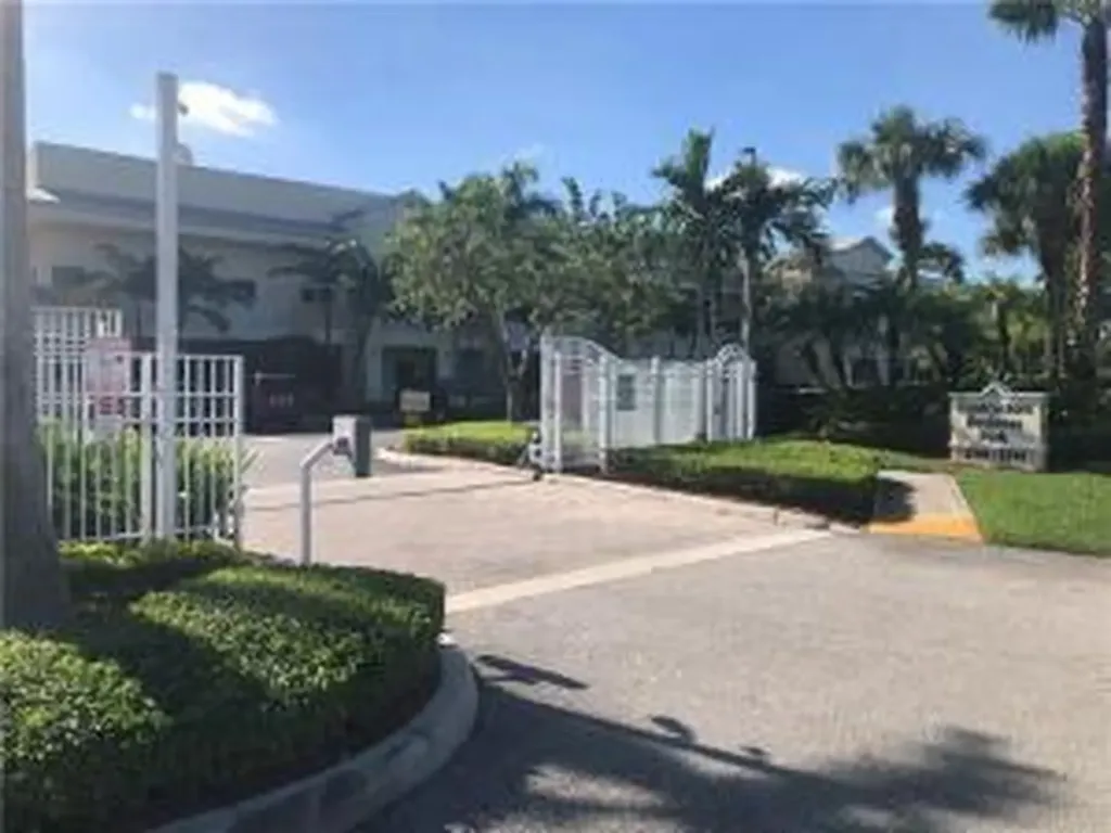 2755 Vista Parkway West Palm Beach FL 33411