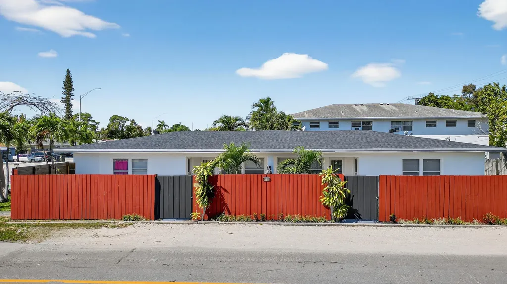 1100 NE 15th Avenue Fort Lauderdale FL 33304