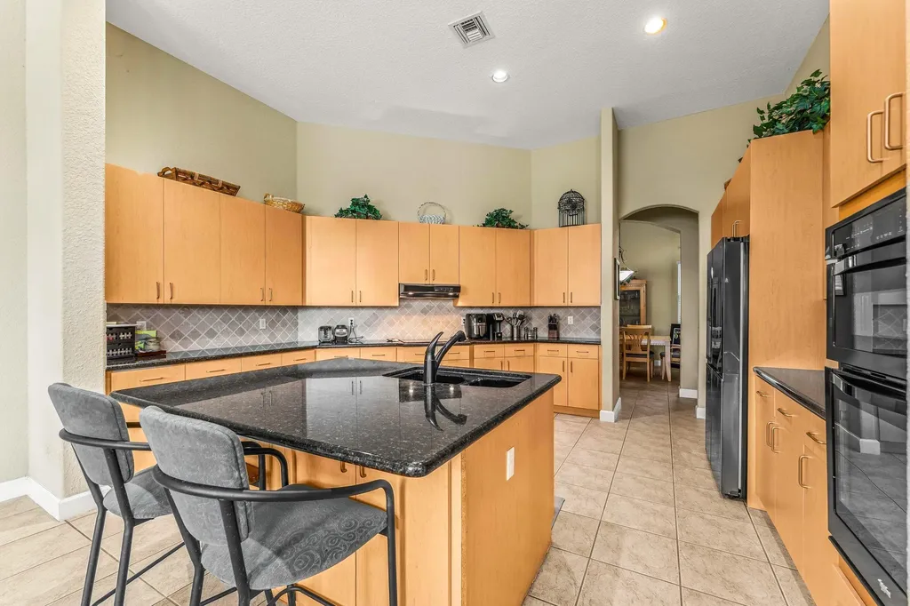 10487 Cypress Lakes Preserve Drive Lake Worth FL 33449