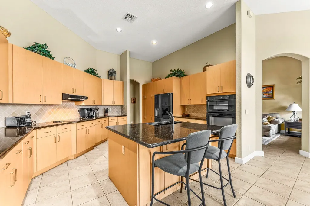 10487 Cypress Lakes Preserve Drive Lake Worth FL 33449