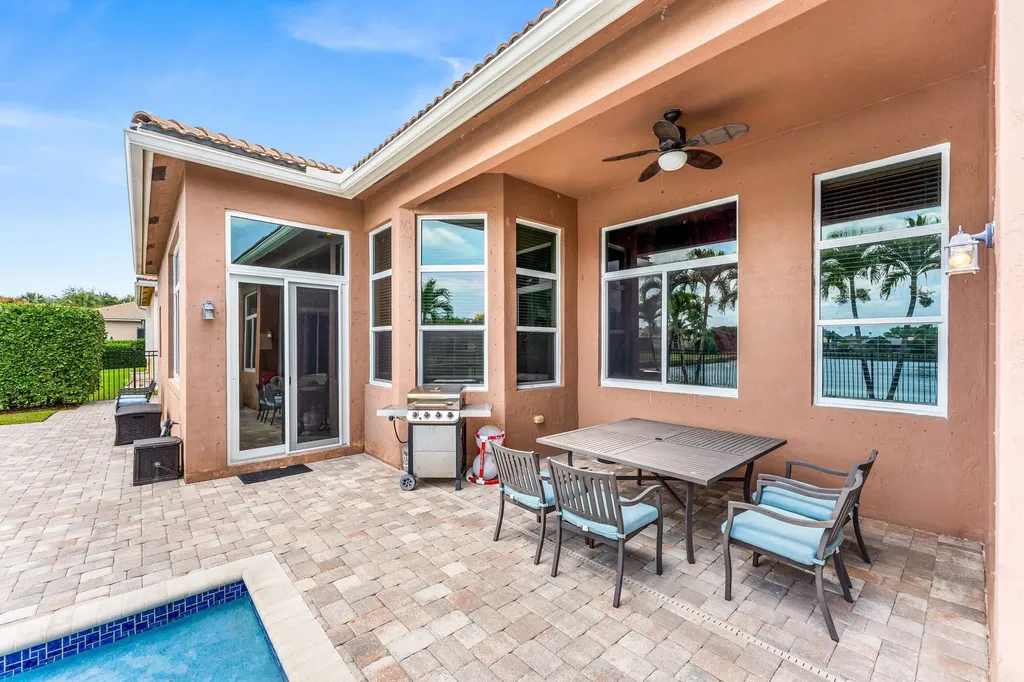 10487 Cypress Lakes Preserve Drive Lake Worth FL 33449