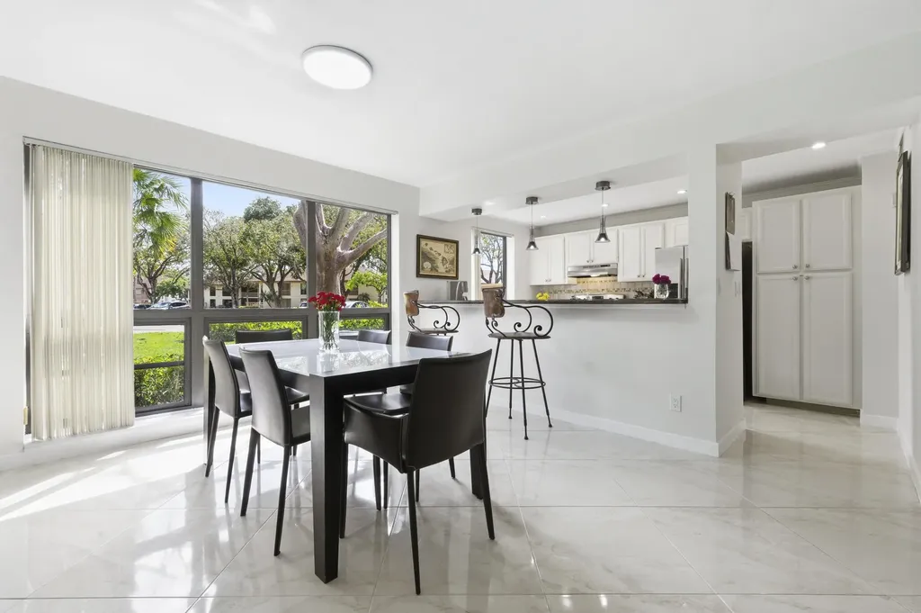 137 Brackenwood Road Palm Beach Gardens FL 33418