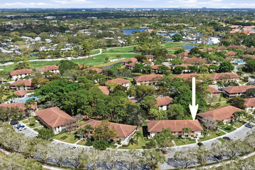 137 Brackenwood Road Palm Beach Gardens FL 33418