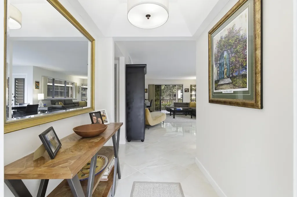 137 Brackenwood Road Palm Beach Gardens FL 33418