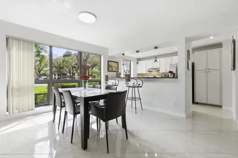 137 Brackenwood Road Palm Beach Gardens FL 33418