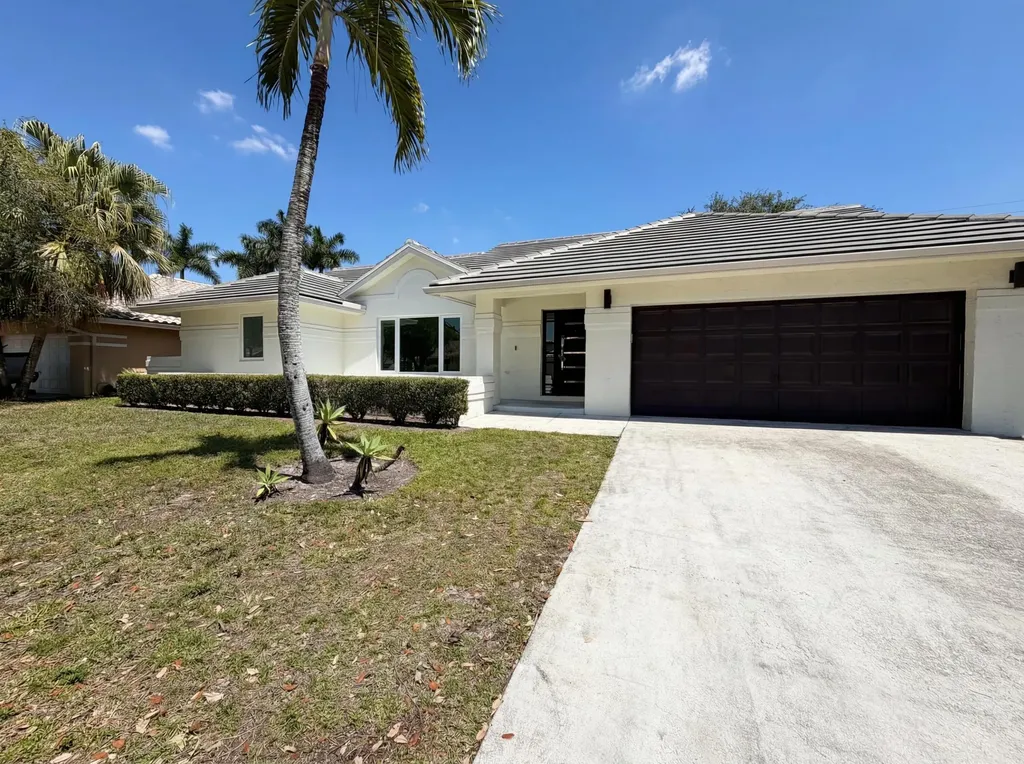 1179 NW 161st Avenue Pembroke Pines FL 33028
