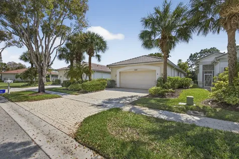 9198 Clipper Circle West Palm Beach FL 33411