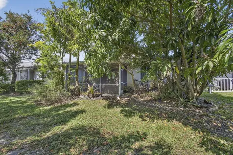 9198 Clipper Circle West Palm Beach FL 33411