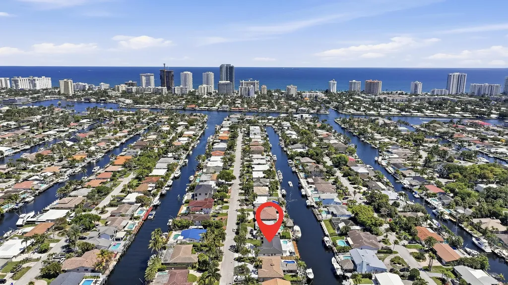 2280 SE 10th Court Pompano Beach FL 33062
