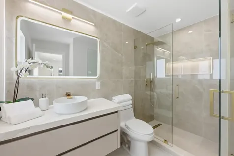 2280 SE 10th Court Pompano Beach FL 33062