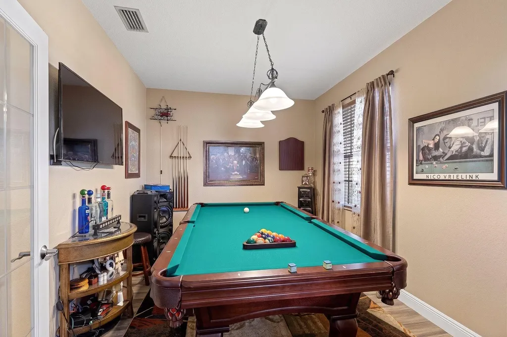 164 Berenger Walk Royal Palm Beach FL 33414