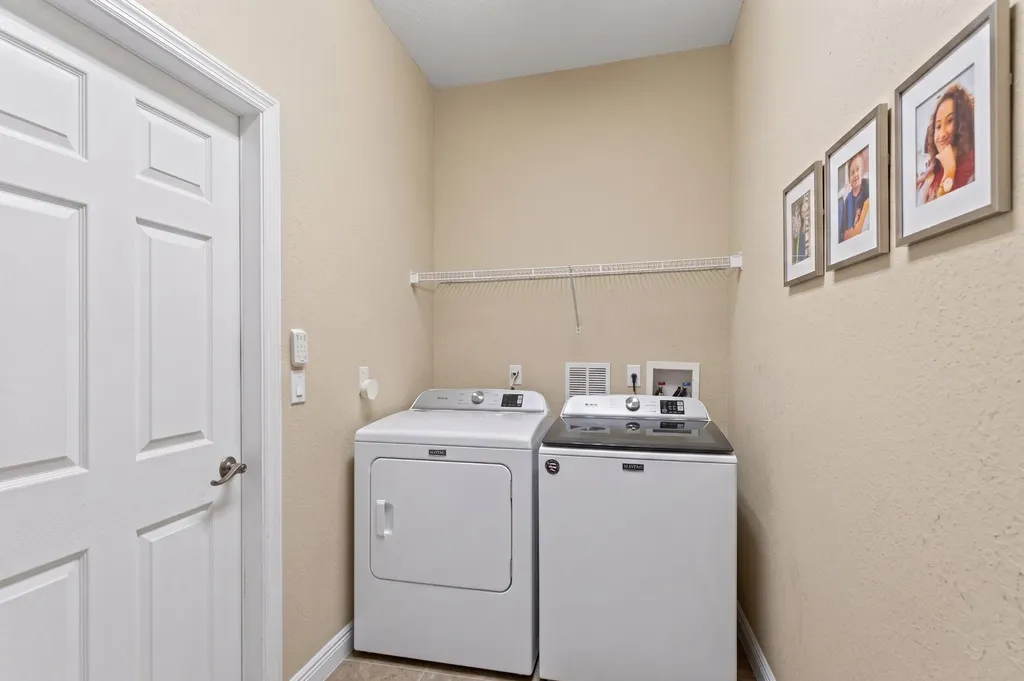 164 Berenger Walk Royal Palm Beach FL 33414