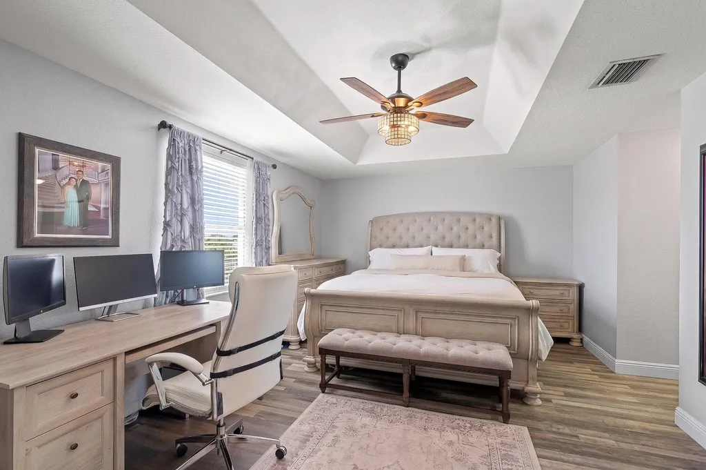 164 Berenger Walk Royal Palm Beach FL 33414