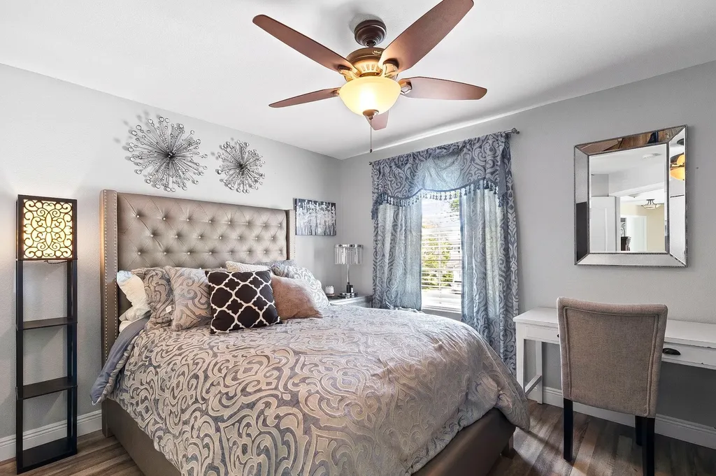 164 Berenger Walk Royal Palm Beach FL 33414