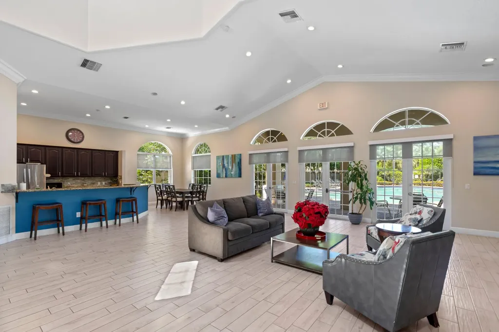 164 Berenger Walk Royal Palm Beach FL 33414