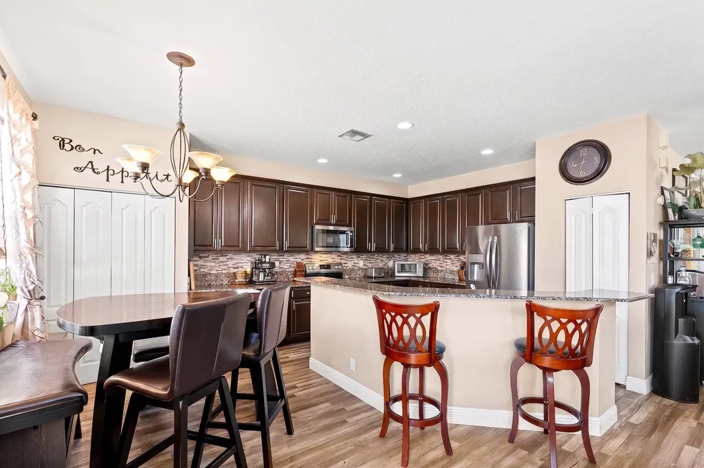 164 Berenger Walk Royal Palm Beach FL 33414