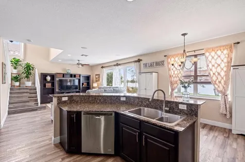 164 Berenger Walk Royal Palm Beach FL 33414