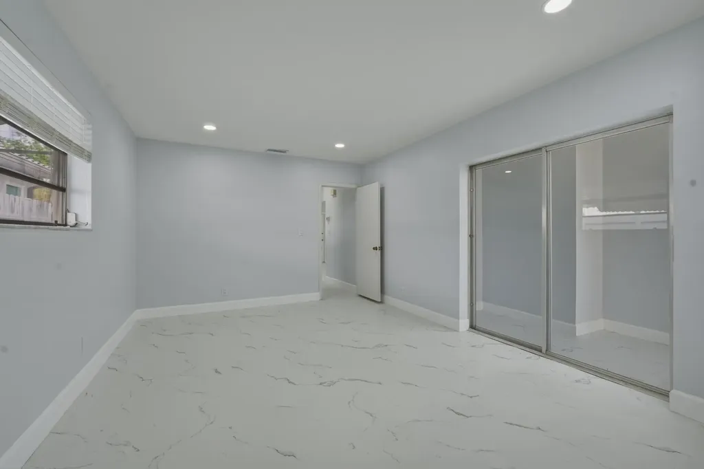 1114 Johnson Street Hollywood FL 33019