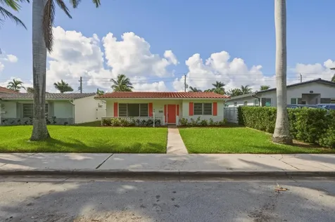 1114 Johnson Street Hollywood FL 33019