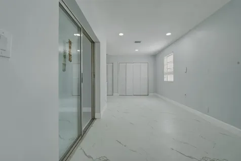 1114 Johnson Street Hollywood FL 33019