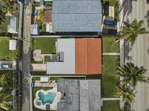 1114 Johnson Street Hollywood FL 33019